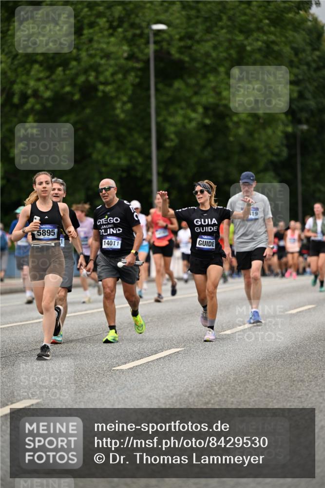 29.06.2025 - hella hamburg halbmarathon Dr. Thomas Lammeyer http://msf.ph/oto/8429530 29.06.2025 10:51:38 Kennedybrücke 1555, 1593, 2162, 2327, 2500, 2537, 2556, 2981, 3277, 3339, 3406, 3407, 3823, 4325, 4342, 5697, 5700, 5895, 6740, 6995, 7827, 7960, 8131, 8541, 9092, 9557, 9743, 10511, 10514, 10515, 10591, 11378 meine-sportfotos.de