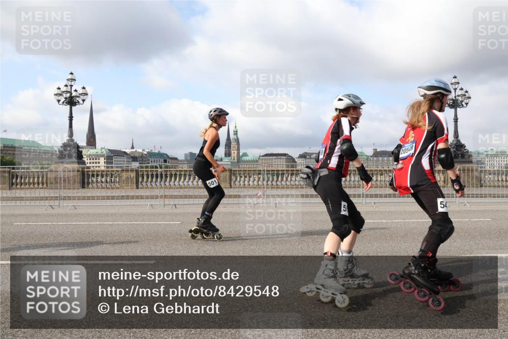 29.06.2025 - hella hamburg halbmarathon Lena Gebhardt http://msf.ph/oto/8429548 29.06.2025 08:59:43 Lombardsbrücke 501, 20519, 5, 54 meine-sportfotos.de