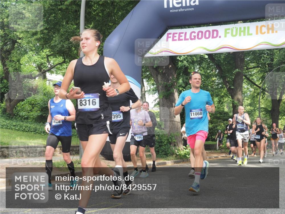 29.06.2025 - hella hamburg halbmarathon KatJ http://msf.ph/oto/8429557 29.06.2025 10:41:24 Zwischen KM18-KM19 1496, 1628, 6938, 7395, 8316 meine-sportfotos.de