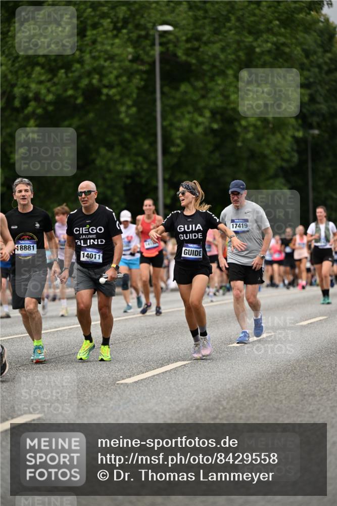29.06.2025 - hella hamburg halbmarathon Dr. Thomas Lammeyer http://msf.ph/oto/8429558 29.06.2025 10:51:38 Kennedybrücke 1555, 1593, 2162, 2327, 2500, 2537, 2556, 2981, 3277, 3339, 3406, 3407, 3823, 4325, 4342, 5697, 5700, 5895, 6740, 6995, 7827, 7960, 8131, 8541, 9092, 9557, 9743, 10511, 10514, 10515, 10591, 11378 meine-sportfotos.de