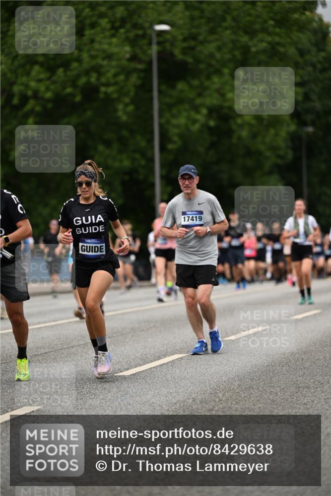 29.06.2025 - hella hamburg halbmarathon Dr. Thomas Lammeyer http://msf.ph/oto/8429638 29.06.2025 10:51:40 Kennedybrücke 1555, 1593, 2162, 2211, 2500, 2537, 2556, 2981, 3277, 3339, 3406, 3407, 3823, 4325, 4342, 5700, 5895, 6740, 6995, 7827, 7960, 8131, 8541, 9092, 9557, 9743, 9758, 10511, 10591, 11378 meine-sportfotos.de