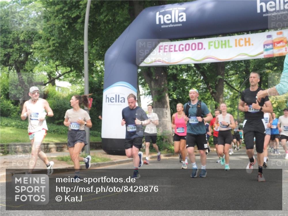 29.06.2025 - hella hamburg halbmarathon KatJ http://msf.ph/oto/8429876 29.06.2025 10:41:32 Zwischen KM18-KM19 2561, 3945, 4419, 6260, 7129, 7973, 8285, 8449 meine-sportfotos.de