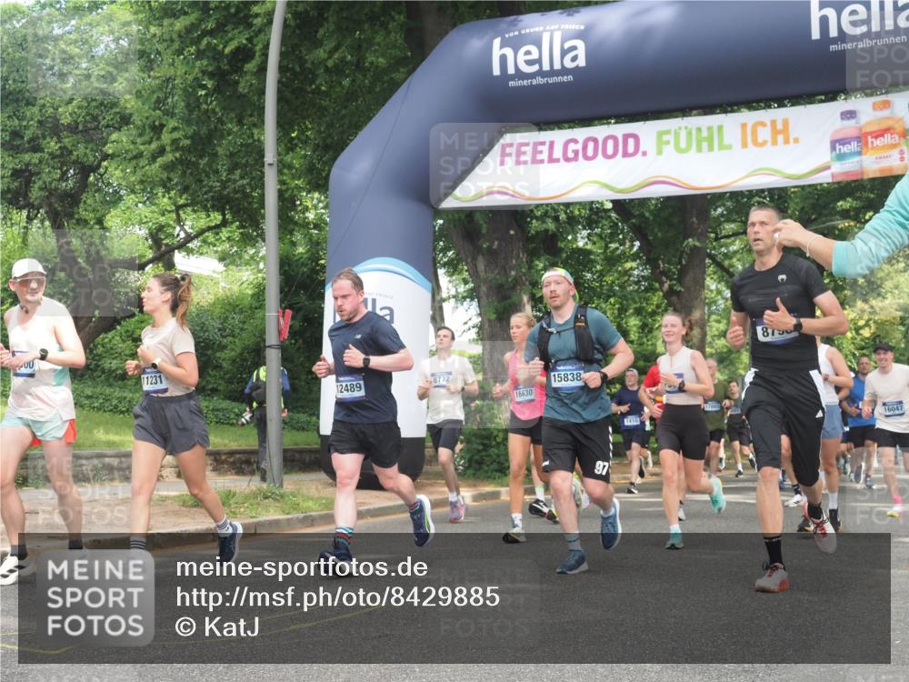 29.06.2025 - hella hamburg halbmarathon KatJ http://msf.ph/oto/8429885 29.06.2025 10:41:33 Zwischen KM18-KM19 1410, 2561, 3945, 4419, 6260, 7129, 7973, 8285, 8449 meine-sportfotos.de