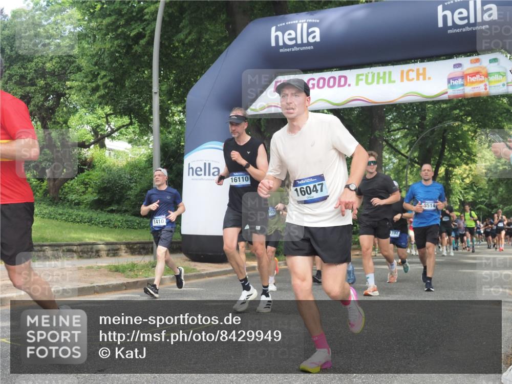 29.06.2025 - hella hamburg halbmarathon KatJ http://msf.ph/oto/8429949 29.06.2025 10:41:36 Zwischen KM18-KM19 1410, 2354, 3791, 3945, 4419, 4903, 6260, 7973, 8285, 8394, 8449, 8514 meine-sportfotos.de