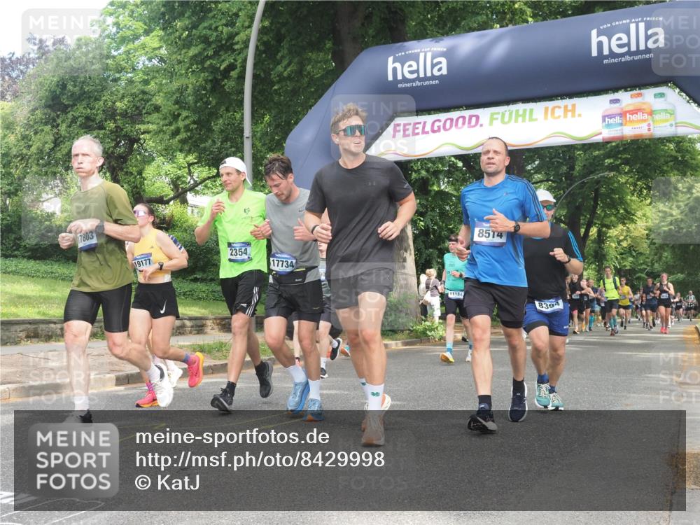 29.06.2025 - hella hamburg halbmarathon KatJ http://msf.ph/oto/8429998 29.06.2025 10:41:37 Zwischen KM18-KM19 1410, 2354, 3791, 3945, 4419, 4903, 5319, 6260, 7973, 8394, 8514 meine-sportfotos.de