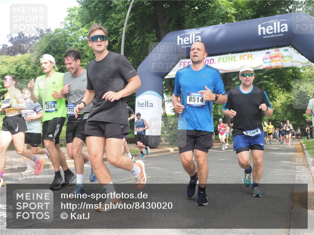 29.06.2025 - hella hamburg halbmarathon KatJ http://msf.ph/oto/8430020 29.06.2025 10:41:38 Zwischen KM18-KM19 1327, 1410, 2354, 3791, 3945, 4903, 5319, 6260, 7973, 8394, 8514 meine-sportfotos.de