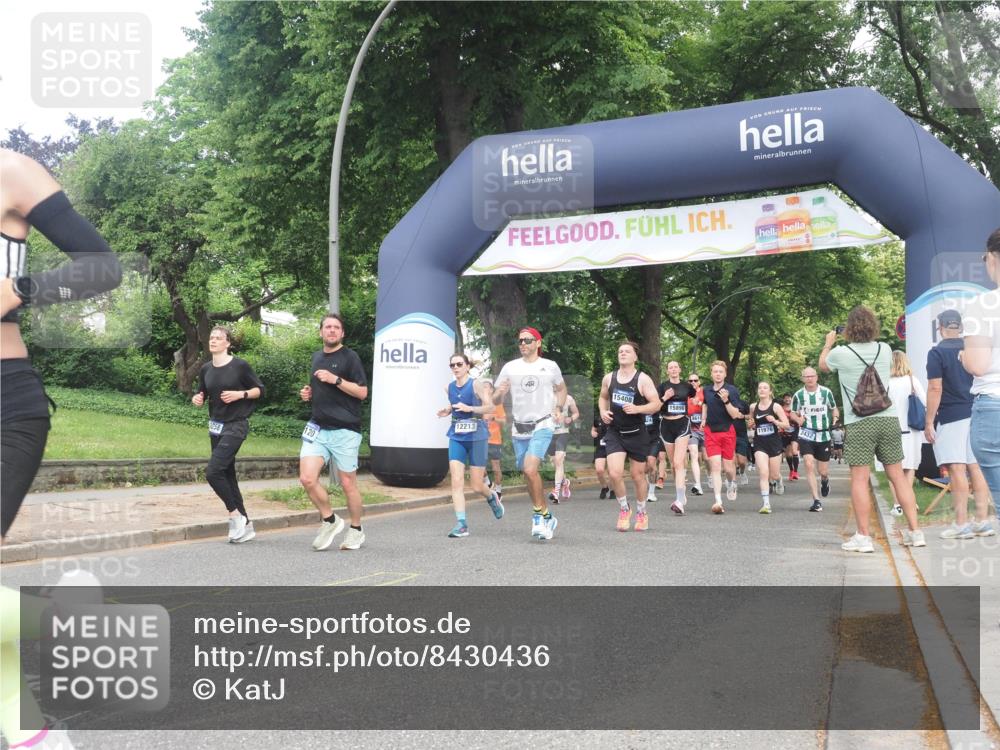 29.06.2025 - hella hamburg halbmarathon KatJ http://msf.ph/oto/8430436 29.06.2025 10:41:49 Zwischen KM18-KM19 1120, 1815, 2119, 3041, 3058, 3256, 3898, 6581, 6587 meine-sportfotos.de