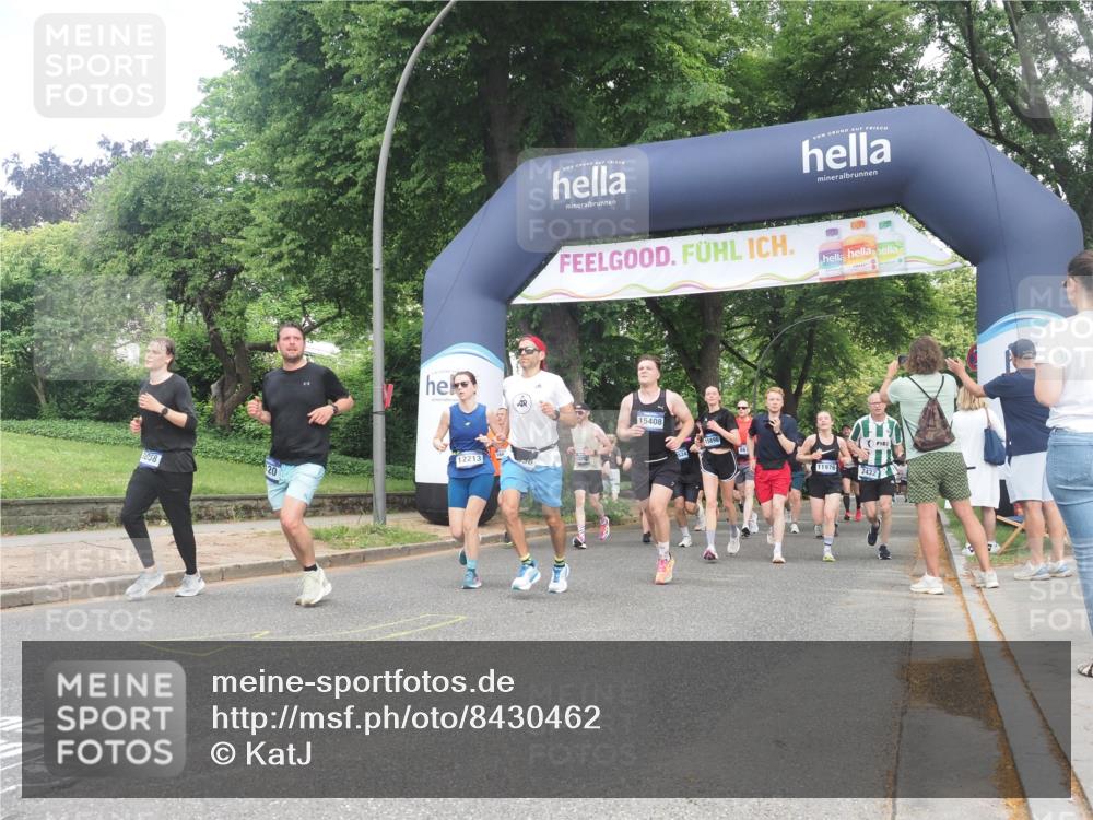 29.06.2025 - hella hamburg halbmarathon KatJ http://msf.ph/oto/8430462 29.06.2025 10:41:50 Zwischen KM18-KM19 1120, 2119, 2432, 3041, 3058, 3256, 3898, 6581, 6587, 8618 meine-sportfotos.de