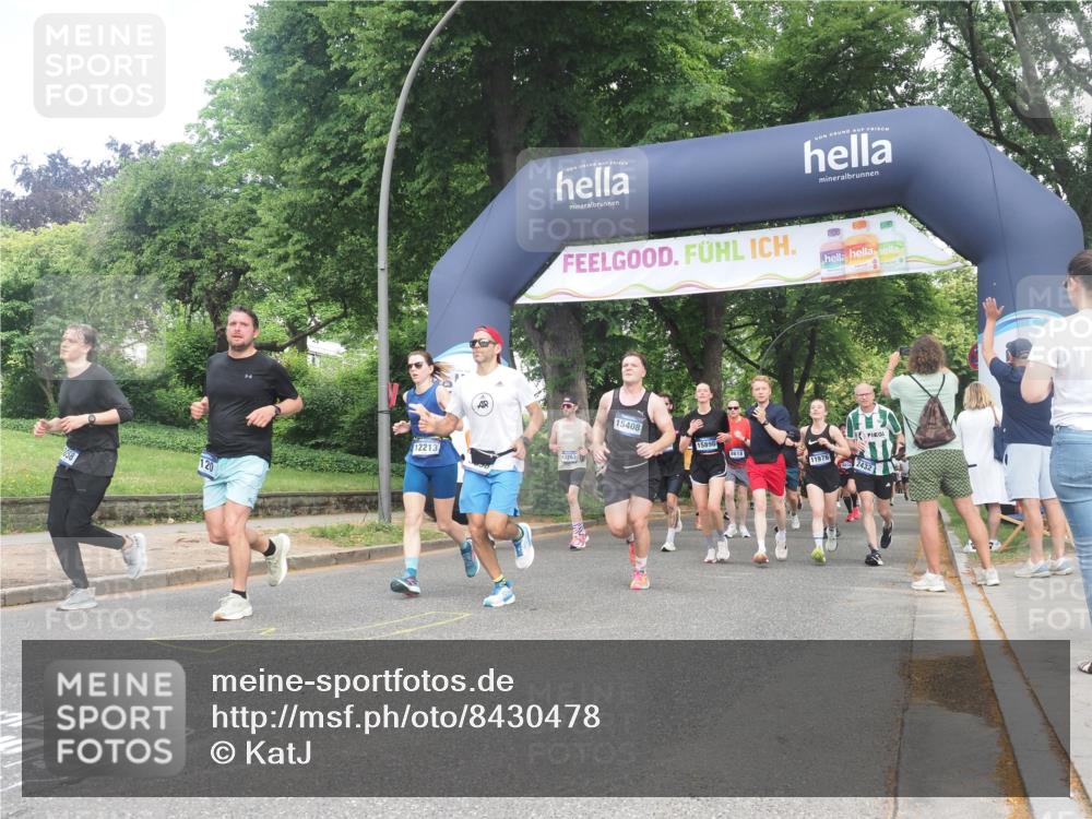 29.06.2025 - hella hamburg halbmarathon KatJ http://msf.ph/oto/8430478 29.06.2025 10:41:50 Zwischen KM18-KM19 1120, 2119, 2432, 3041, 3058, 3256, 3898, 6581, 6587, 8618 meine-sportfotos.de