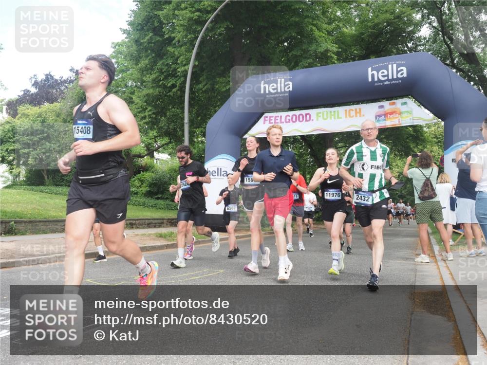 29.06.2025 - hella hamburg halbmarathon KatJ http://msf.ph/oto/8430520 29.06.2025 10:41:52 Zwischen KM18-KM19 1120, 1143, 2432, 3058, 3256, 3898, 6581, 6587, 8618 meine-sportfotos.de