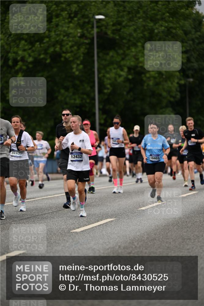 29.06.2025 - hella hamburg halbmarathon Dr. Thomas Lammeyer http://msf.ph/oto/8430525 29.06.2025 10:51:57 Kennedybrücke 1073, 1430, 1523, 1593, 1618, 2163, 2211, 2320, 2491, 2500, 2981, 3679, 4239, 4342, 5700, 5796, 6255, 7240, 8105, 8158, 8270, 9356, 9743, 9758, 10658, 10777, 10903, 11276 meine-sportfotos.de