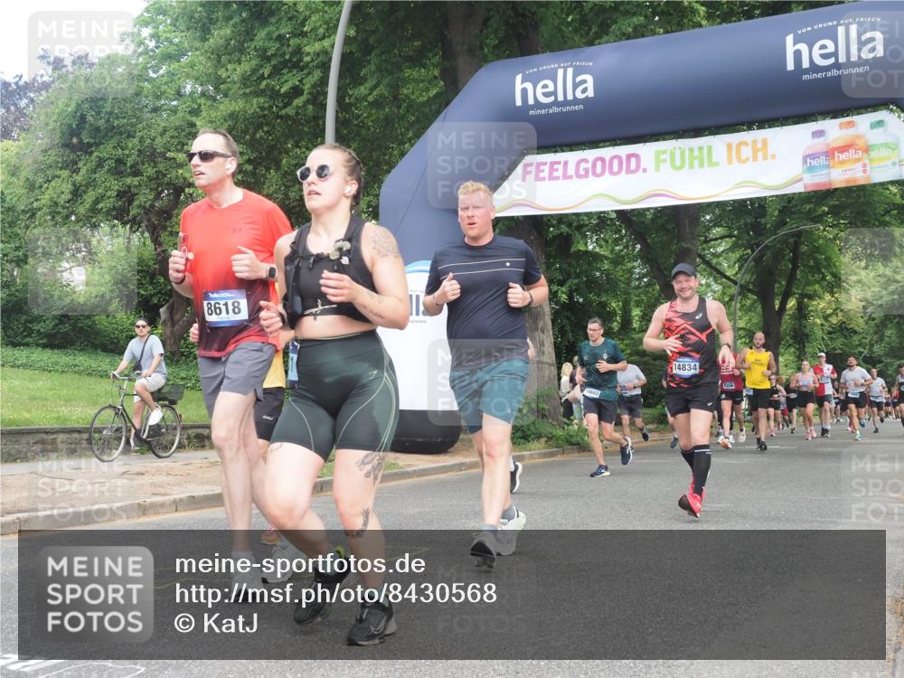 29.06.2025 - hella hamburg halbmarathon KatJ http://msf.ph/oto/8430568 29.06.2025 10:41:54 Zwischen KM18-KM19 1120, 1143, 2432, 3058, 3898, 6587, 8618 meine-sportfotos.de