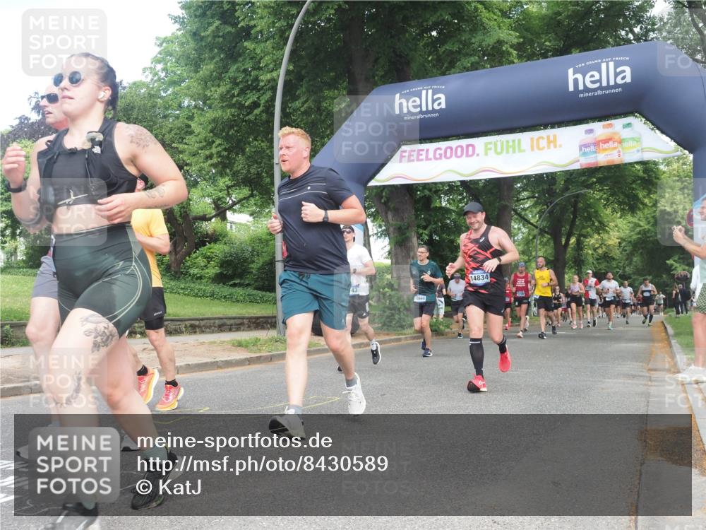 29.06.2025 - hella hamburg halbmarathon KatJ http://msf.ph/oto/8430589 29.06.2025 10:41:54 Zwischen KM18-KM19 1120, 1143, 2432, 3058, 3898, 6587, 8618 meine-sportfotos.de