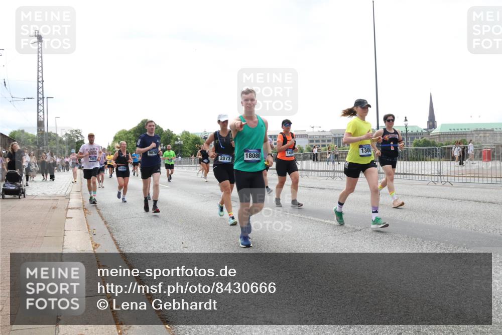 29.06.2025 - hella hamburg halbmarathon Lena Gebhardt http://msf.ph/oto/8430666 29.06.2025 10:44:05 Lombardsbrücke 5001, 16308, 9879, 2073, 18080, 1455, 1306, 1023, 1026, 1095, 1306, 1310, 1345, 1400, 1459, 1519, 1802, 1804, 2073, 2186, 2343, 2610, 2692, 2733, 3065, 3288, 3596, 3597, 4496, 4627, 4636, 4866, 4898, 5001, 5127, 5192, 5201, 5293, 5647, 5730, 5731, 5890, 5902, 5905, 6036, 6334, 6895, 6971, 6973, 7205, 7206, 7326, 7489, 7504, 7610, 7818, 7842, 8000, 8058, 8272, 8591, 8763, 8870, 8957, 9073, 9510, 9704, 9879, 10097, 10223, 11955, 12322, 12803, 12995, 13906, 14123, 14654 meine-sportfotos.de