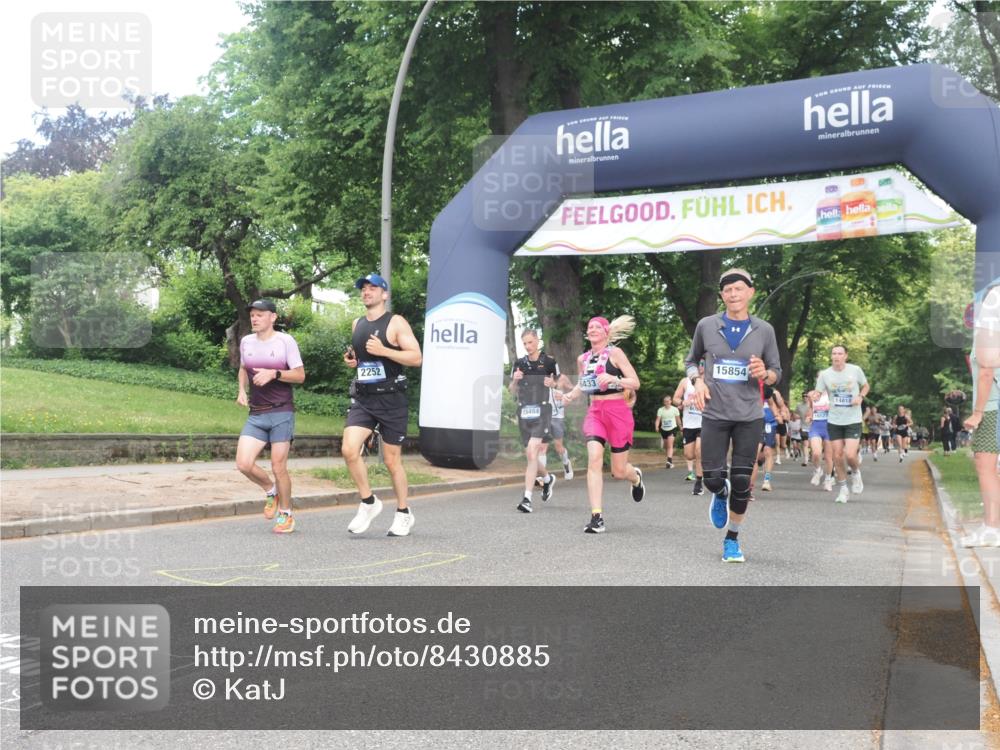 29.06.2025 - hella hamburg halbmarathon KatJ http://msf.ph/oto/8430885 29.06.2025 10:42:08 Zwischen KM18-KM19 1193, 1506, 2252, 3177, 3652, 6084, 6433, 6569, 7221 meine-sportfotos.de