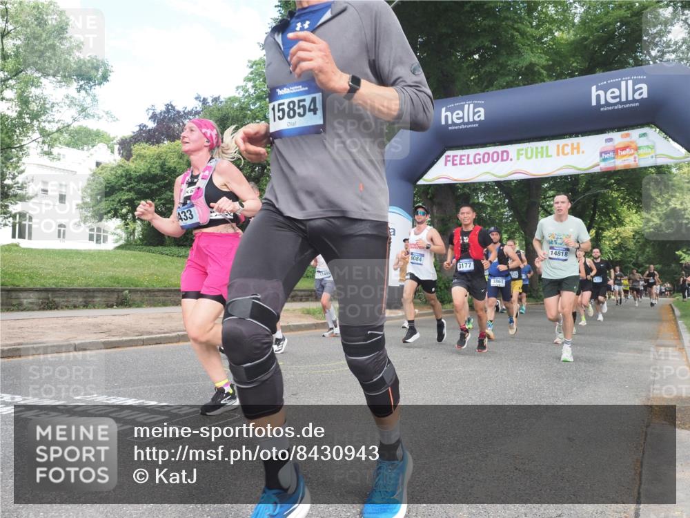 29.06.2025 - hella hamburg halbmarathon KatJ http://msf.ph/oto/8430943 29.06.2025 10:42:10 Zwischen KM18-KM19 1506, 2252, 3177, 3652, 3861, 5021, 6082, 6084, 6433, 6569, 7221 meine-sportfotos.de