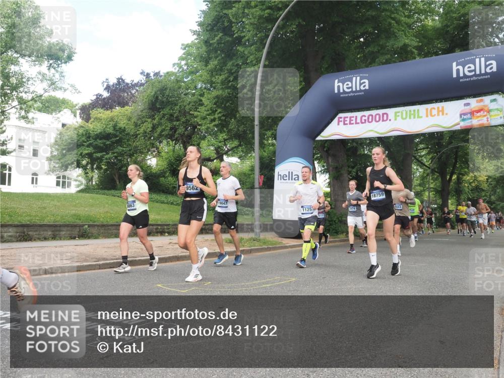 29.06.2025 - hella hamburg halbmarathon KatJ http://msf.ph/oto/8431122 29.06.2025 10:42:16 Zwischen KM18-KM19 1125, 2474, 2612, 3177, 3861, 5021, 6082, 6084, 6443, 6569 meine-sportfotos.de