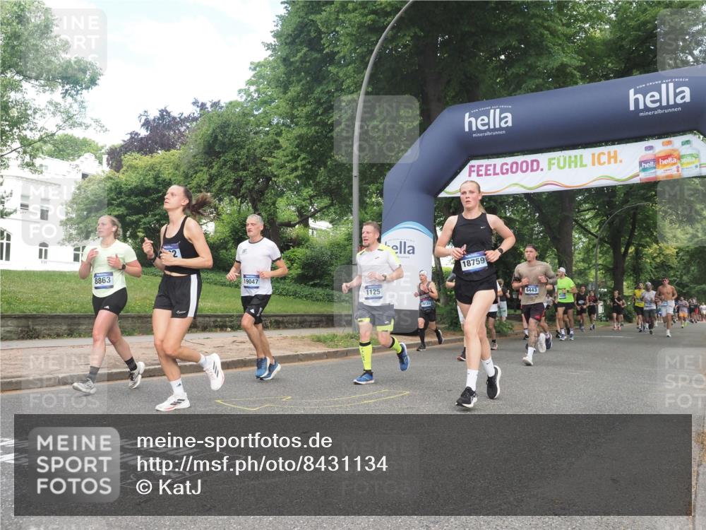 29.06.2025 - hella hamburg halbmarathon KatJ http://msf.ph/oto/8431134 29.06.2025 10:42:16 Zwischen KM18-KM19 1125, 2474, 2612, 3177, 3861, 5021, 6082, 6084, 6443, 6569 meine-sportfotos.de