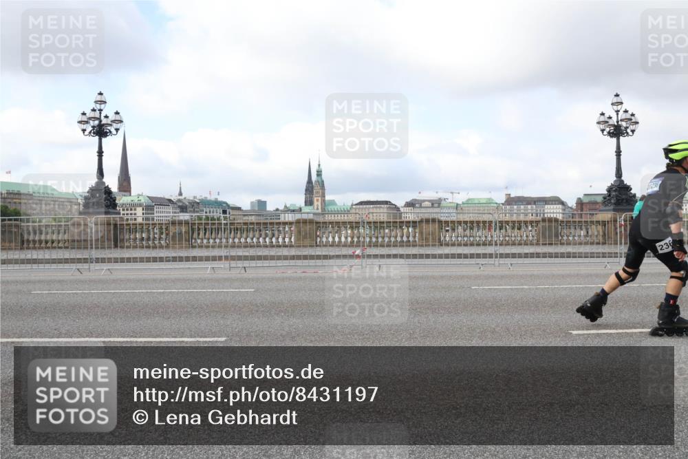 29.06.2025 - hella hamburg halbmarathon Lena Gebhardt http://msf.ph/oto/8431197 29.06.2025 09:00:26 Lombardsbrücke 20236, 236 meine-sportfotos.de