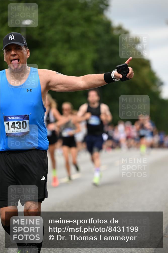29.06.2025 - hella hamburg halbmarathon Dr. Thomas Lammeyer http://msf.ph/oto/8431199 29.06.2025 10:52:11 Kennedybrücke 1045, 1073, 1430, 1434, 1523, 1618, 2163, 2195, 2320, 2407, 2418, 2491, 2882, 2994, 3468, 3679, 4037, 4239, 4588, 4974, 5796, 6255, 6256, 6879, 7240, 8105, 8158, 8270, 9018, 9356, 10075, 10658, 10777, 10903, 11276 meine-sportfotos.de