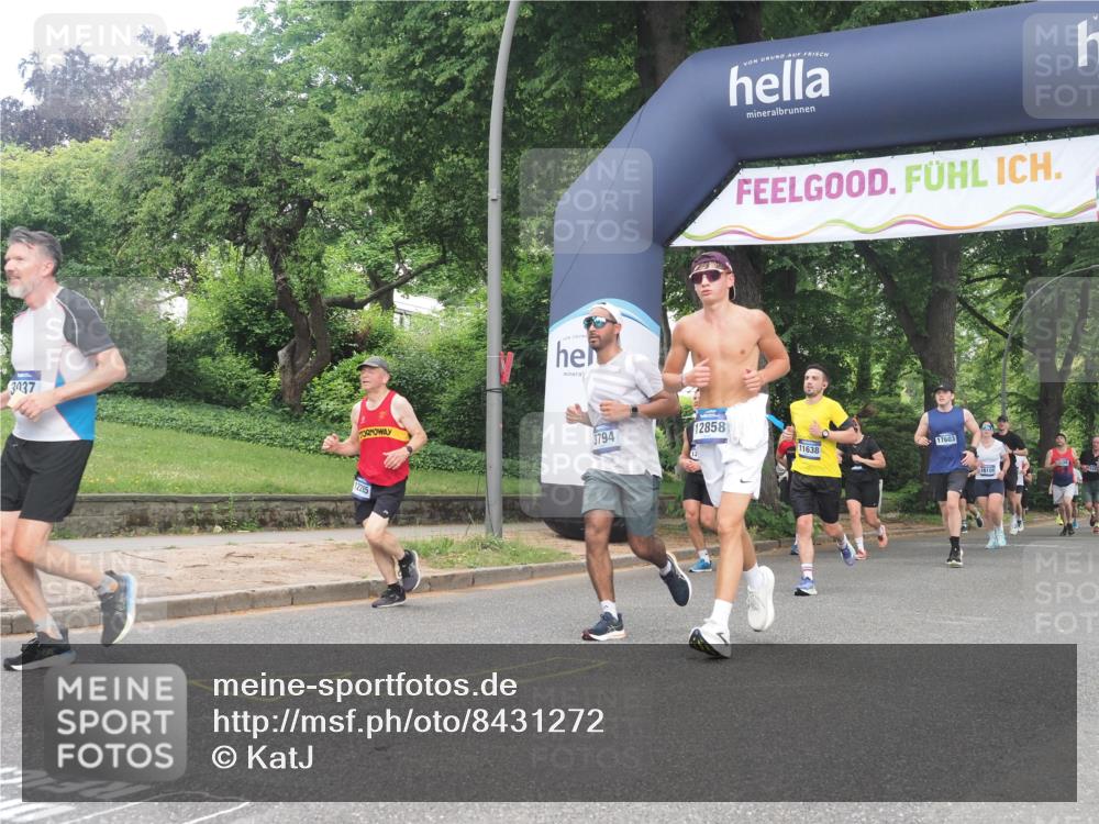 29.06.2025 - hella hamburg halbmarathon KatJ http://msf.ph/oto/8431272 29.06.2025 10:42:21 Zwischen KM18-KM19 1125, 2474, 3037, 3794, 5672, 6443 meine-sportfotos.de