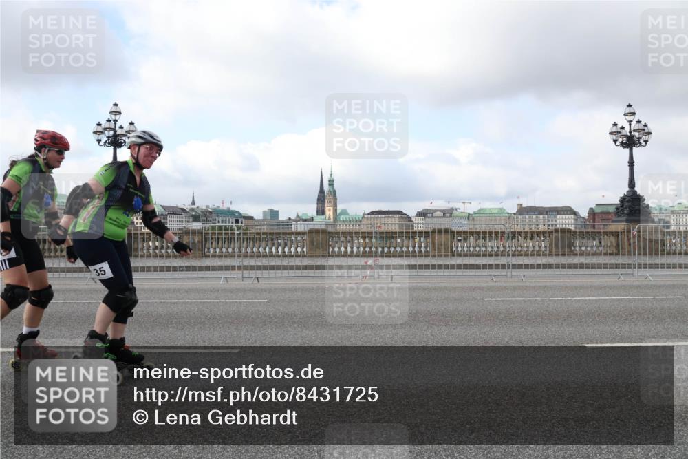 29.06.2025 - hella hamburg halbmarathon Lena Gebhardt http://msf.ph/oto/8431725 29.06.2025 09:00:46 Lombardsbrücke 35 meine-sportfotos.de