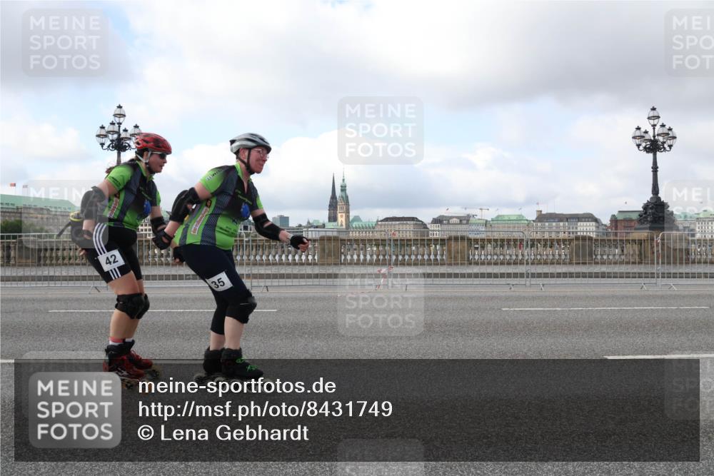 29.06.2025 - hella hamburg halbmarathon Lena Gebhardt http://msf.ph/oto/8431749 29.06.2025 09:00:46 Lombardsbrücke 42, 35 meine-sportfotos.de