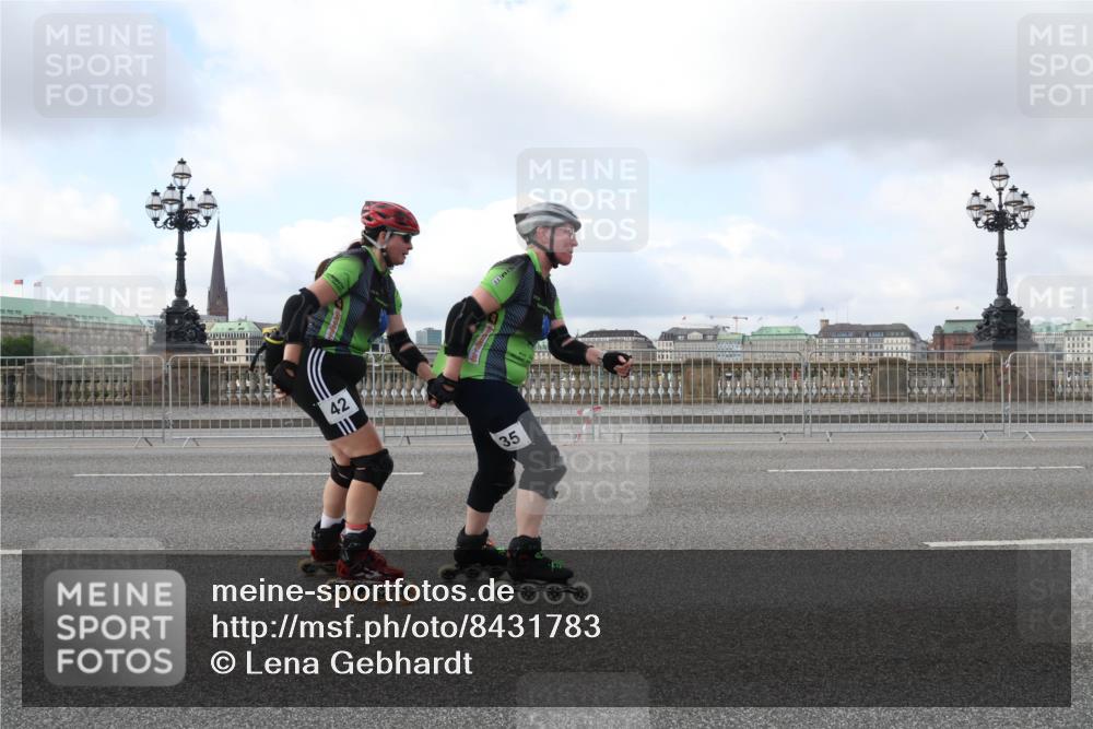 29.06.2025 - hella hamburg halbmarathon Lena Gebhardt http://msf.ph/oto/8431783 29.06.2025 09:00:47 Lombardsbrücke 42, 35 meine-sportfotos.de