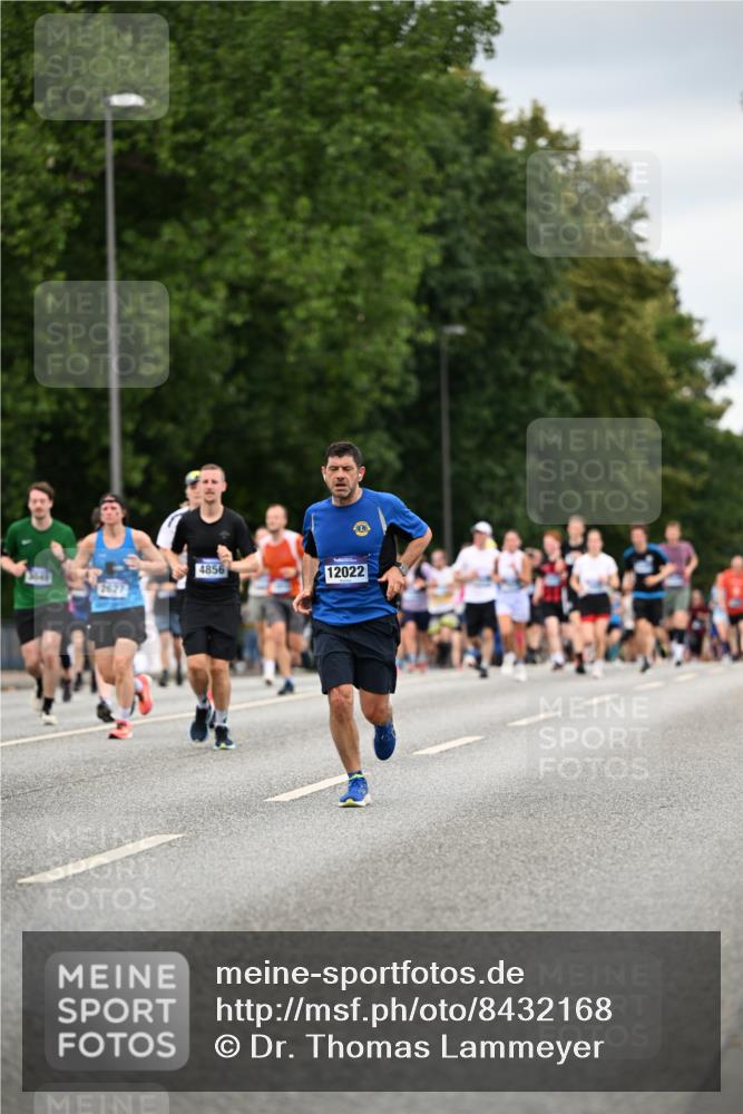 29.06.2025 - hella hamburg halbmarathon Dr. Thomas Lammeyer http://msf.ph/oto/8432168 29.06.2025 10:52:34 Kennedybrücke 1045, 1246, 1434, 1639, 1645, 2148, 2195, 2418, 2627, 2704, 2994, 3049, 3077, 3468, 3504, 3933, 4037, 4588, 4856, 5886, 5952, 6950, 7412, 7427, 7970, 8077, 8310, 8948, 9018, 9696, 9775, 9787, 10075, 10366, 10991, 11351 meine-sportfotos.de