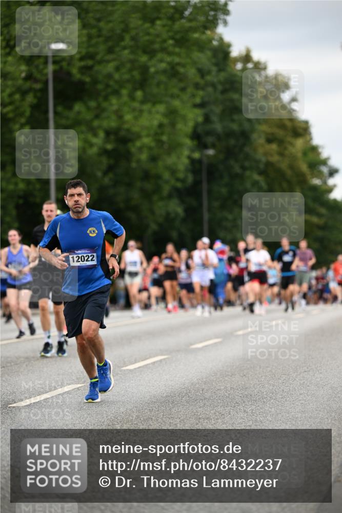 29.06.2025 - hella hamburg halbmarathon Dr. Thomas Lammeyer http://msf.ph/oto/8432237 29.06.2025 10:52:35 Kennedybrücke 1045, 1246, 1639, 1645, 2148, 2195, 2418, 2627, 2704, 2994, 3049, 3077, 3468, 3504, 3933, 4037, 4588, 4856, 5886, 5952, 6950, 7412, 7427, 7970, 8077, 8310, 8948, 9018, 9696, 9775, 9787, 10366, 10991, 11351 meine-sportfotos.de