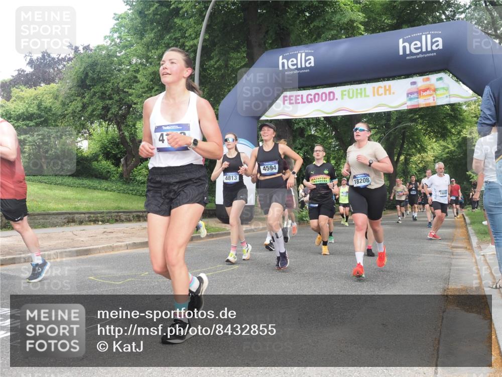 29.06.2025 - hella hamburg halbmarathon KatJ http://msf.ph/oto/8432855 29.06.2025 10:43:25 Zwischen KM18-KM19 1972, 2083, 2741, 2982, 2996, 3042, 4152, 4594, 4813, 5418, 7037, 8255 meine-sportfotos.de
