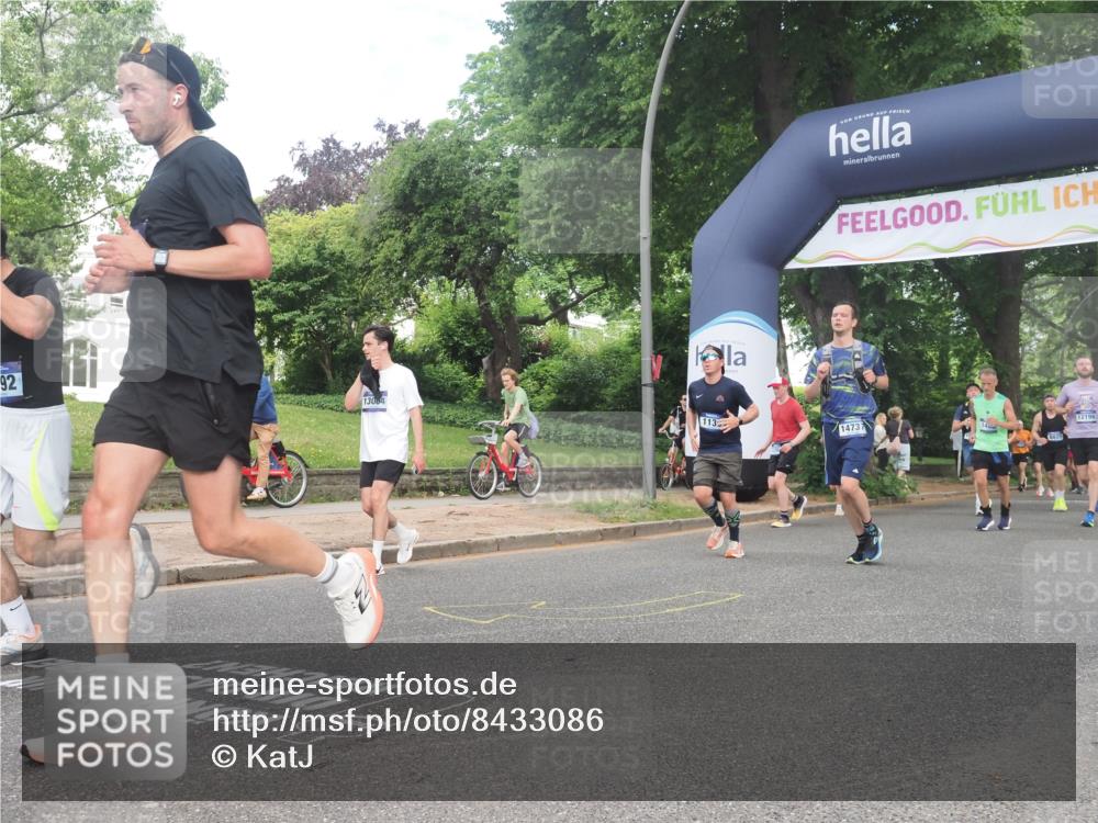 29.06.2025 - hella hamburg halbmarathon KatJ http://msf.ph/oto/8433086 29.06.2025 10:43:33 Zwischen KM18-KM19 1130, 1485, 2083, 2250, 5492, 7547 meine-sportfotos.de