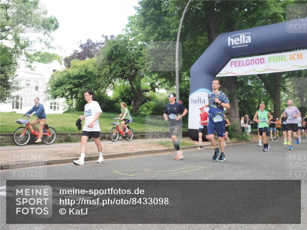 29.06.2025 - hella hamburg halbmarathon KatJ http://msf.ph/oto/8433098 29.06.2025 10:43:33 Zwischen KM18-KM19 1130, 1485, 2083, 2250, 5492, 7547 meine-sportfotos.de