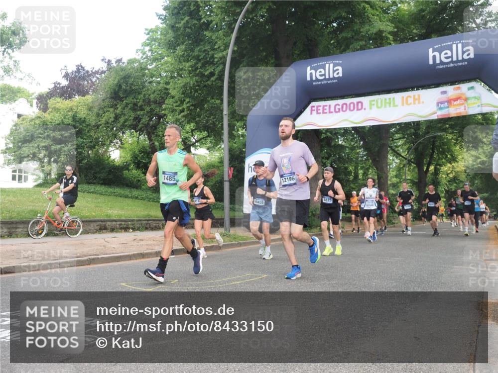 29.06.2025 - hella hamburg halbmarathon KatJ http://msf.ph/oto/8433150 29.06.2025 10:43:35 Zwischen KM18-KM19 1130, 1485, 2250, 5492, 7547 meine-sportfotos.de