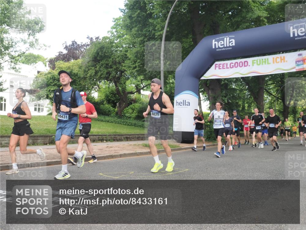 29.06.2025 - hella hamburg halbmarathon KatJ http://msf.ph/oto/8433161 29.06.2025 10:43:37 Zwischen KM18-KM19 1130, 1485, 2250, 5492, 6272, 6399, 8669 meine-sportfotos.de