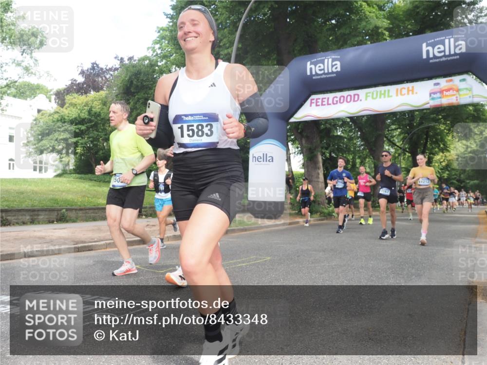 29.06.2025 - hella hamburg halbmarathon KatJ http://msf.ph/oto/8433348 29.06.2025 10:43:45 Zwischen KM18-KM19 1583, 4167, 6272, 7659, 7716, 8652, 8669 meine-sportfotos.de