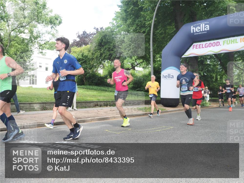 29.06.2025 - hella hamburg halbmarathon KatJ http://msf.ph/oto/8433395 29.06.2025 10:43:48 Zwischen KM18-KM19 1583, 3836, 4167, 5033, 6416, 7716, 8542, 8652 meine-sportfotos.de