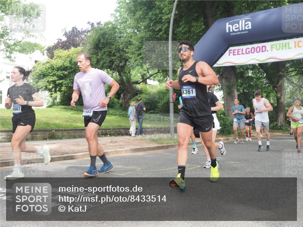 29.06.2025 - hella hamburg halbmarathon KatJ http://msf.ph/oto/8433514 29.06.2025 10:43:54 Zwischen KM18-KM19 1563, 2417, 2676, 3836, 4940, 5033, 6416, 8542 meine-sportfotos.de
