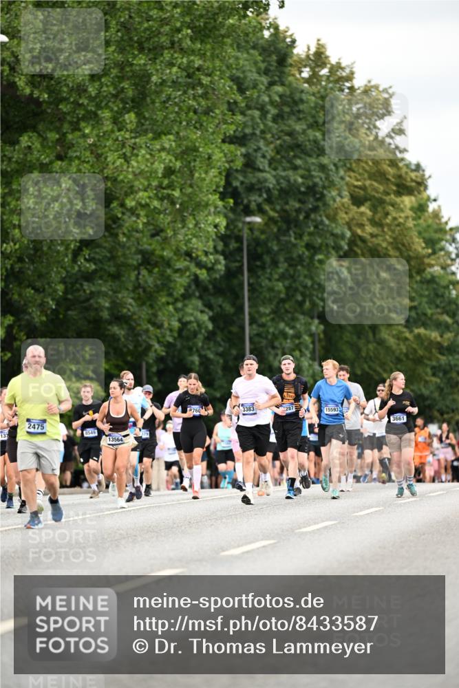 29.06.2025 - hella hamburg halbmarathon Dr. Thomas Lammeyer http://msf.ph/oto/8433587 29.06.2025 10:53:16 Kennedybrücke 1142, 1157, 1174, 1175, 1392, 1626, 1701, 2067, 2475, 3086, 3383, 3486, 3661, 4327, 5551, 7394, 7532, 7931, 8549, 8719, 8759, 8760, 9341, 10204, 10479, 10794, 11000 meine-sportfotos.de