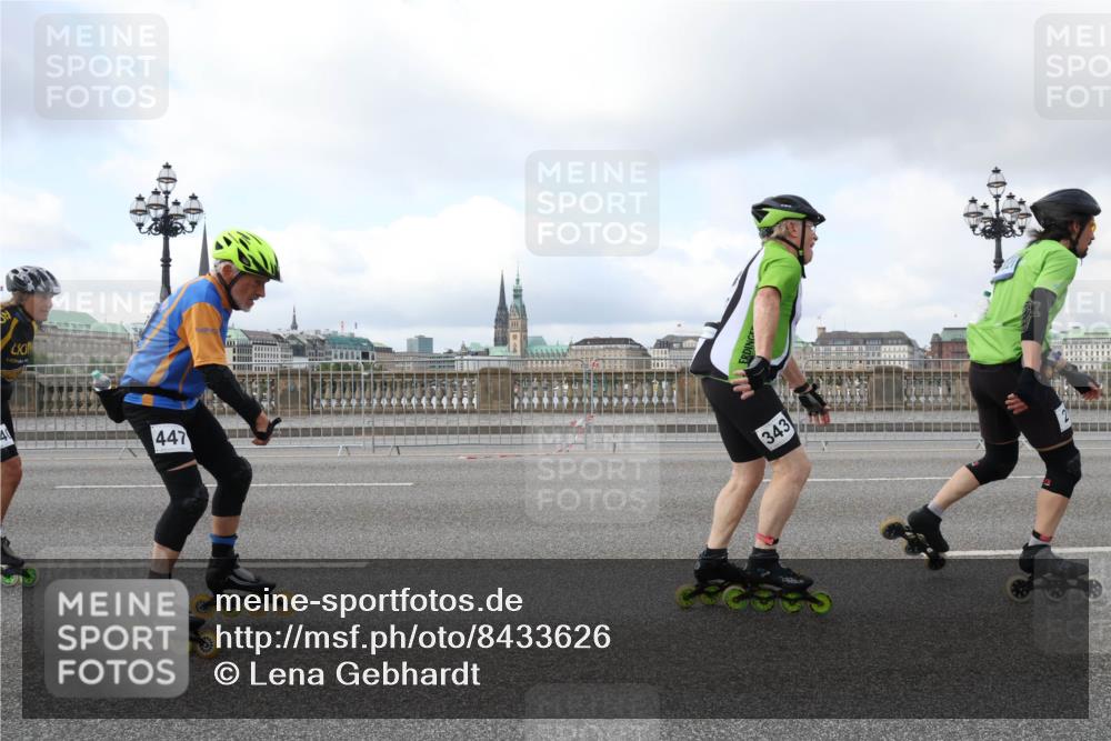 29.06.2025 - hella hamburg halbmarathon Lena Gebhardt http://msf.ph/oto/8433626 29.06.2025 09:01:07 Lombardsbrücke 447, 343 meine-sportfotos.de