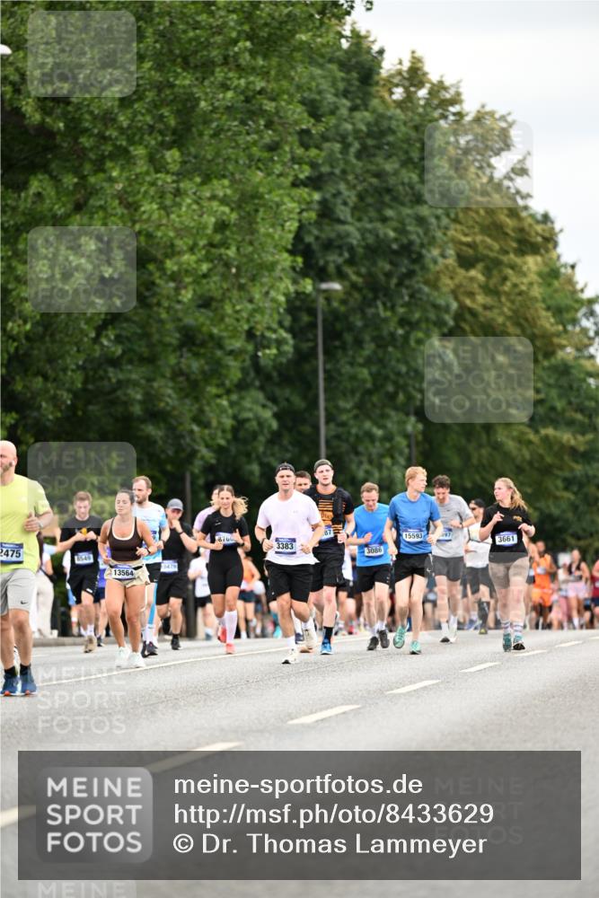 29.06.2025 - hella hamburg halbmarathon Dr. Thomas Lammeyer http://msf.ph/oto/8433629 29.06.2025 10:53:17 Kennedybrücke 1142, 1157, 1174, 1175, 1392, 1626, 2067, 2475, 3086, 3383, 3486, 3661, 4327, 4403, 5551, 7532, 7931, 7936, 8549, 8719, 8759, 8760, 9341, 10204, 10479, 10794, 11000 meine-sportfotos.de