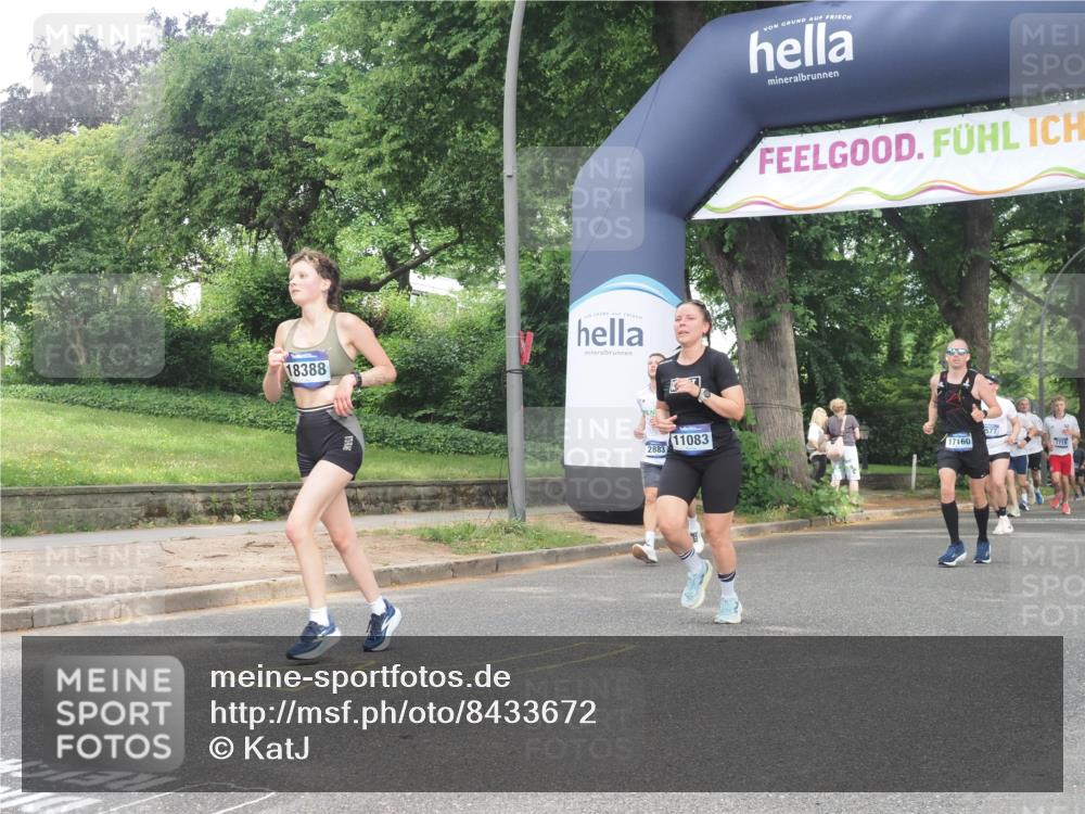 29.06.2025 - hella hamburg halbmarathon KatJ http://msf.ph/oto/8433672 29.06.2025 10:44:02 Zwischen KM18-KM19 2883, 4833, 4951, 5570, 6835 meine-sportfotos.de