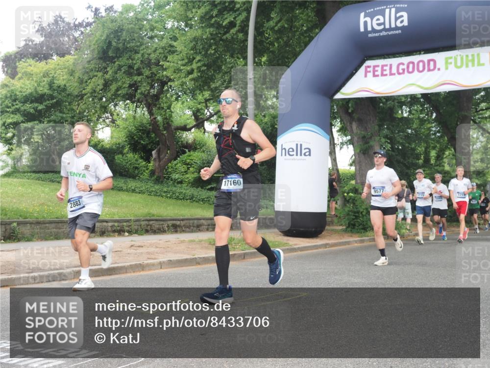 29.06.2025 - hella hamburg halbmarathon KatJ http://msf.ph/oto/8433706 29.06.2025 10:44:04 Zwischen KM18-KM19 1719, 2883, 4833, 4951, 6835 meine-sportfotos.de