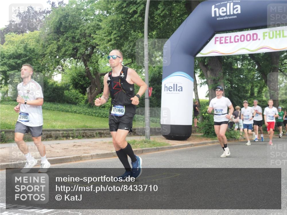 29.06.2025 - hella hamburg halbmarathon KatJ http://msf.ph/oto/8433710 29.06.2025 10:44:04 Zwischen KM18-KM19 1719, 2883, 4833, 4951, 6835 meine-sportfotos.de