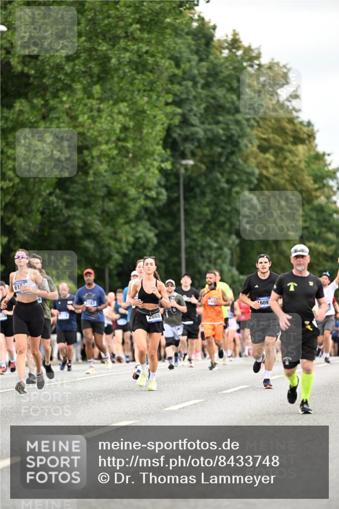 29.06.2025 - hella hamburg halbmarathon Dr. Thomas Lammeyer http://msf.ph/oto/8433748 29.06.2025 10:53:32 Kennedybrücke 1142, 1167, 1584, 1626, 2475, 2527, 2668, 3086, 3232, 3383, 3661, 4403, 4769, 5118, 5551, 5781, 6191, 6497, 7203, 7650, 7931, 7936, 7947, 7948, 8065, 8549, 8759, 8760, 9245, 9341, 10130, 10204, 10333, 10479, 11192 meine-sportfotos.de
