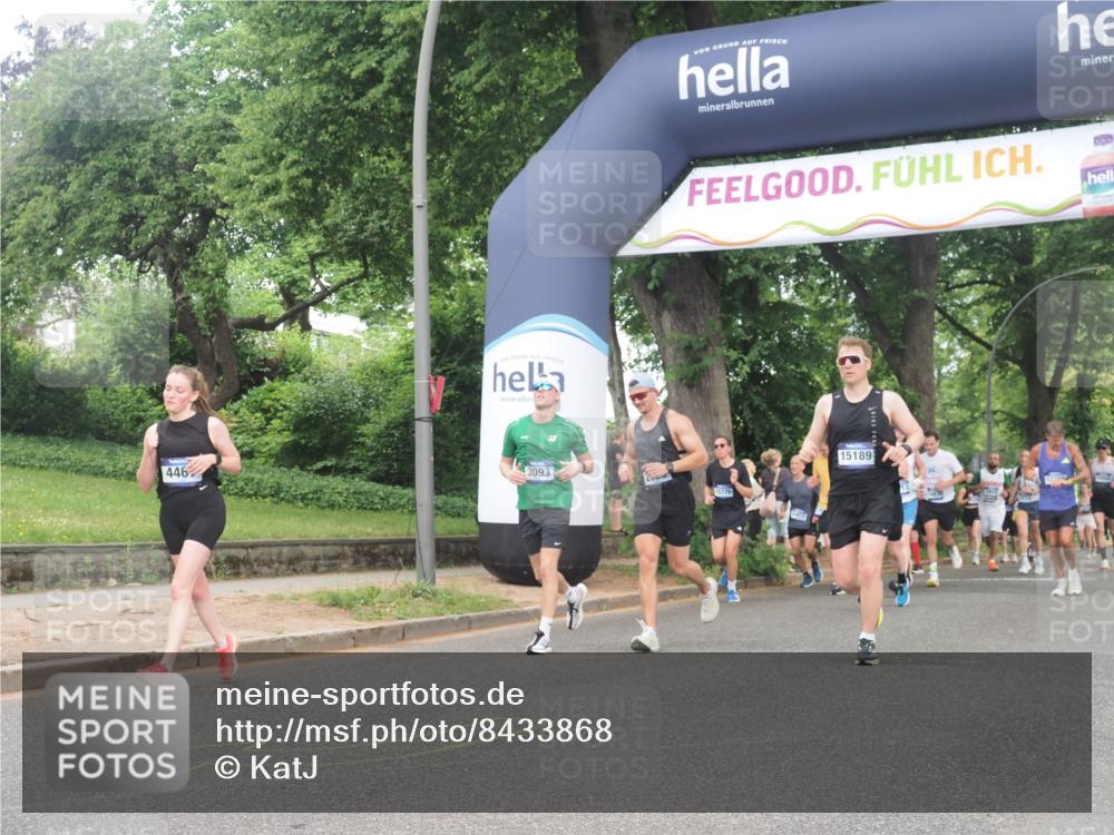 29.06.2025 - hella hamburg halbmarathon KatJ http://msf.ph/oto/8433868 29.06.2025 10:44:09 Zwischen KM18-KM19 1715, 1719, 1833, 2025, 3093, 4467 meine-sportfotos.de