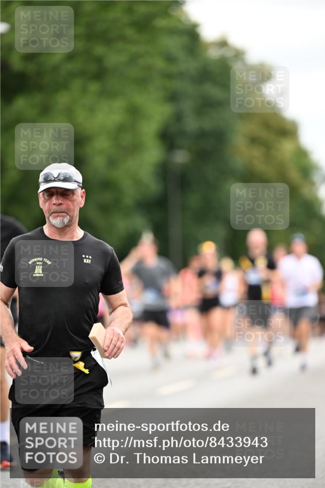 29.06.2025 - hella hamburg halbmarathon Dr. Thomas Lammeyer http://msf.ph/oto/8433943 29.06.2025 10:53:38 Kennedybrücke 1167, 1584, 1626, 2475, 2527, 2668, 3086, 3232, 3253, 3383, 3661, 4403, 4769, 5118, 5781, 6191, 6497, 7203, 7650, 7931, 7936, 7947, 7948, 8065, 8549, 8759, 8760, 9245, 10130, 10204, 10333, 10479, 10654, 11192 meine-sportfotos.de