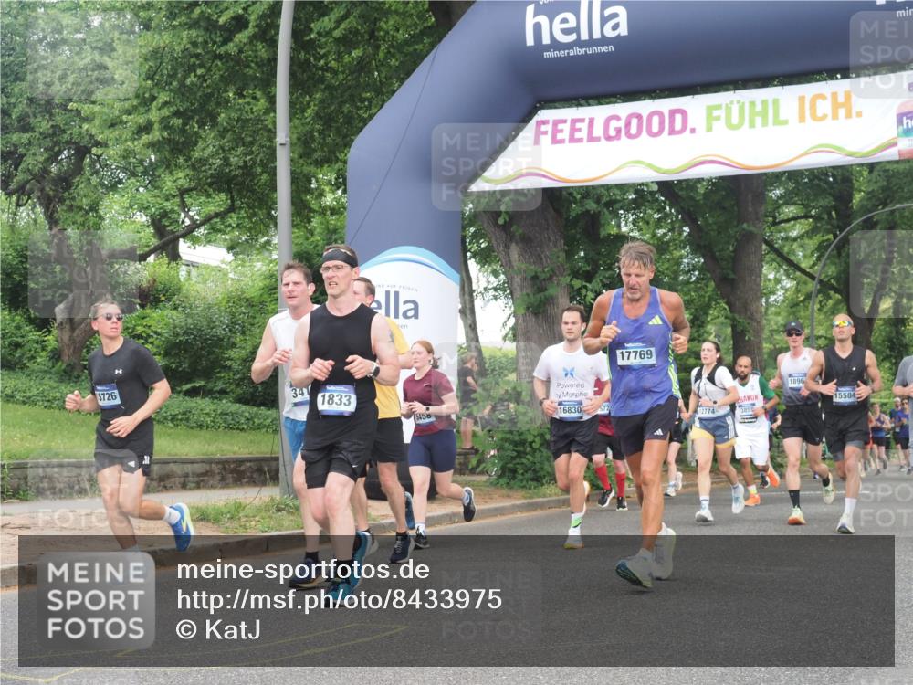 29.06.2025 - hella hamburg halbmarathon KatJ http://msf.ph/oto/8433975 29.06.2025 10:44:12 Zwischen KM18-KM19 1715, 1719, 1833, 2025, 2488, 3093, 3413, 4467, 5458 meine-sportfotos.de