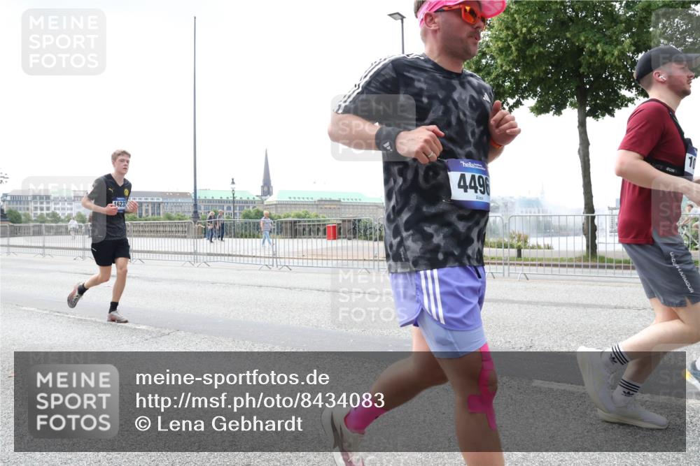 29.06.2025 - hella hamburg halbmarathon Lena Gebhardt http://msf.ph/oto/8434083 29.06.2025 10:44:38 Lombardsbrücke 16232, 4496, 10, 1273, 1345, 1519, 1629, 1924, 2343, 2610, 2674, 3506, 3570, 4215, 4275, 4496, 4968, 5355, 5647, 5649, 5730, 5731, 6002, 6841, 6888, 7216, 7818, 7842, 8272, 8582, 8763, 9036, 9084, 9085, 9331, 9333, 9397, 9510, 9536, 10006, 10223, 10303, 10304, 10416, 10668, 11272, 11825, 11955, 12318, 12322, 12409, 12803, 12995, 13039, 13261, 13262, 13288, 13330, 13390, 13906, 14091, 14123, 14350, 14654, 14681, 14971, 18454, 18459 meine-sportfotos.de