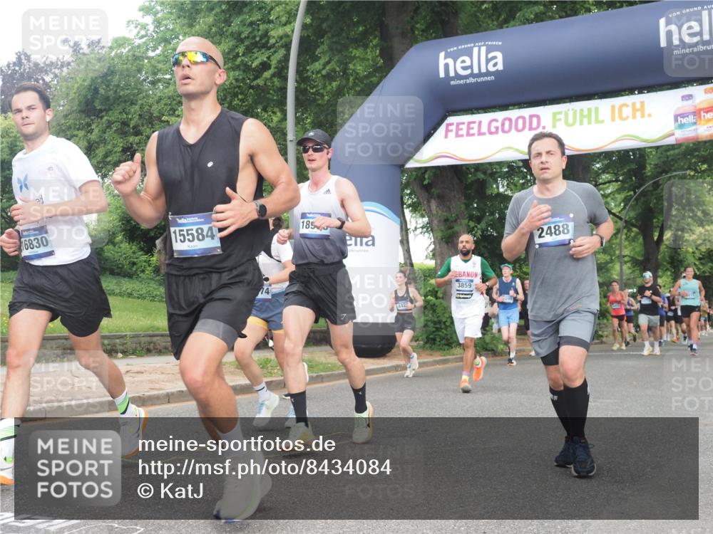29.06.2025 - hella hamburg halbmarathon KatJ http://msf.ph/oto/8434084 29.06.2025 10:44:14 Zwischen KM18-KM19 1200, 1715, 1833, 2025, 2488, 3093, 3413, 3859, 4426, 4467, 5457, 5458, 5728 meine-sportfotos.de